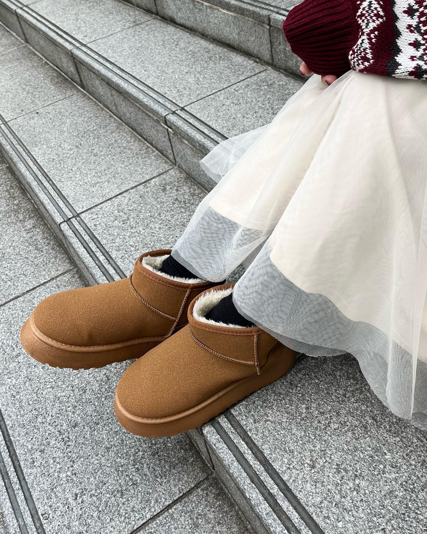 ⁡【new arrival】⁡今年トレンド間違いなしのショートムートン厚底のデザインでスタイル良く見えるアイテム色んなコーデに合わせれるブーツです♡⁡⁡?️RW356632B001厚底ショートムートン　¥3,190（税込）⁡⁡⁡brown / black⁡⁡（店舗今週入荷.オンライン入荷中）⁡⁡⁡⁡#retrogirl_ootd #レトロガール #レトロガールコーデ #プチプラアイテム #プチプラファッション　#秋アイテム　#秋コーデ #2023aw #冬アイテム #冬コーデ#ブーツ#厚底ブーツ#ムートンブーツ#ブーツコーデ#厚底ムートン#メンズライク#メンズライク女子#カジュアルコーデ#カジュアル女子#大人カジュアル#トレンドコーデ#トレンドアイテム