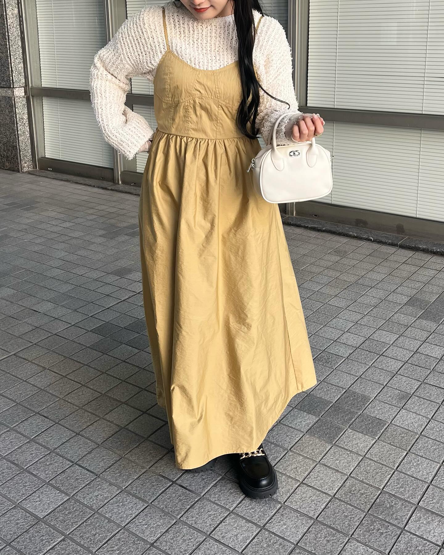 ⁡【 new arrival 】⁡ステッチデザインのキャミワンピース合わせやすい落ち着いたカラー展開です⁡Tシャツや薄手のニットと組み合わせて着用するのがオススメです◎⁡⁡⁡?️RP480022T001ステッチキャミワンピース　¥4,290（税込）⁡⁡light beige / yellow / black⁡⁡⁡（店舗今週入荷.オンライン近日入荷）⁡⁡⁡⁡⁡⁡⁡⁡⁡#retrogirl_ootd#retrogirl#レトロガール #レトロガールコーデ #プチプラアイテム #プチプラファッション#2024ss#春服#春コーデ#キャミワンピース#ワンピース#ステッチデザイン#着回しアイテム#着回しコーデ#カジュアルコーデ#大人カジュアル#カジュアル