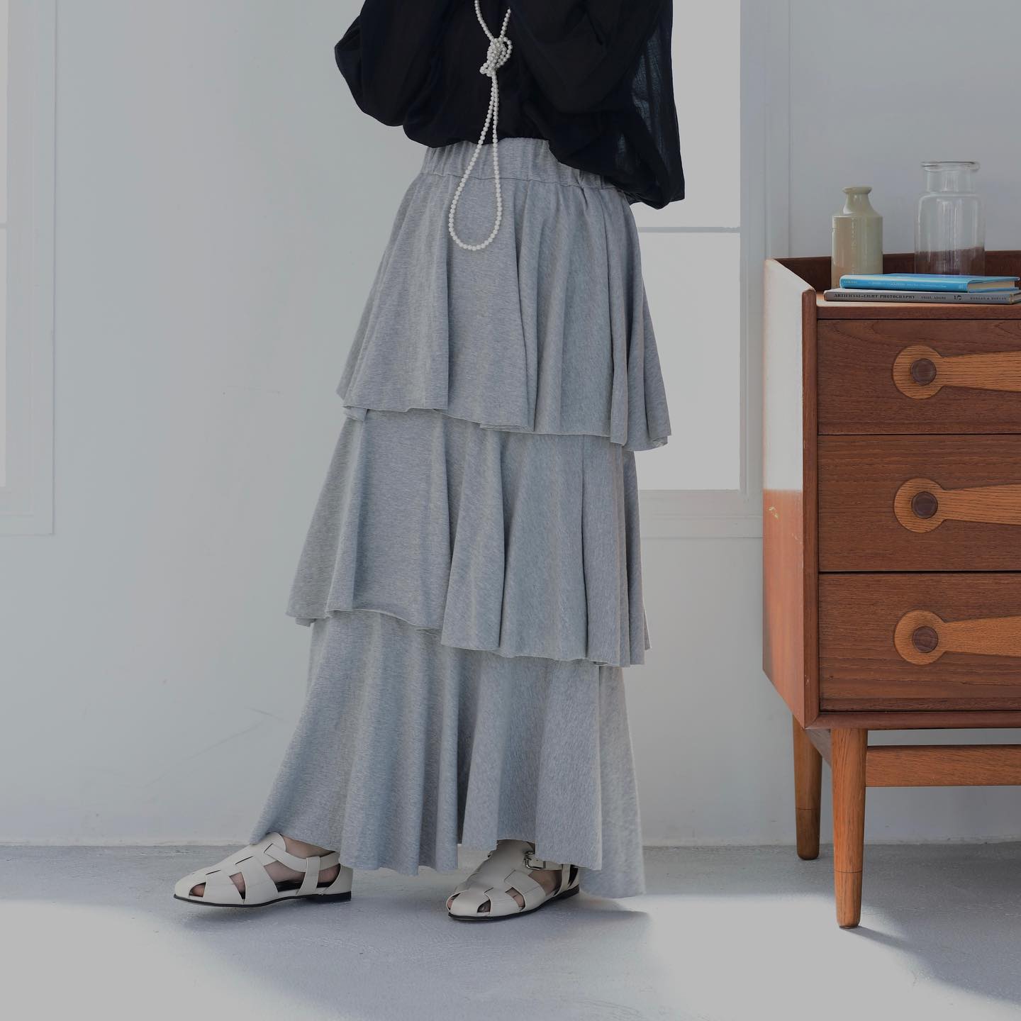 .﻿﻿﻿︎3 dan frill skirt﻿ ¥5,390﻿﻿今週に順次店舗入荷?﻿詳しくはお近くの店舗まで。﻿﻿オンラインcoming soon♡﻿﻿﻿﻿︎sheer cropped blouse﻿ ¥3,850﻿﻿︎gladiator sandal﻿ ¥7,590﻿﻿﻿﻿﻿﻿#ur_melty #ユアメルティ﻿#３段スカート #フリルスカート #スカートコーデ﻿#ティアードスカート #デザインスカート#韓国ファッション #韓国風 #コリヨジャ#オトジョ #大人女子 #オトジョコーデ#오오티디 #데일리룩 #패션 #패션스타그램 #옷스타그램﻿#일본패션 #유아멜티 #코디 #코디스타그램