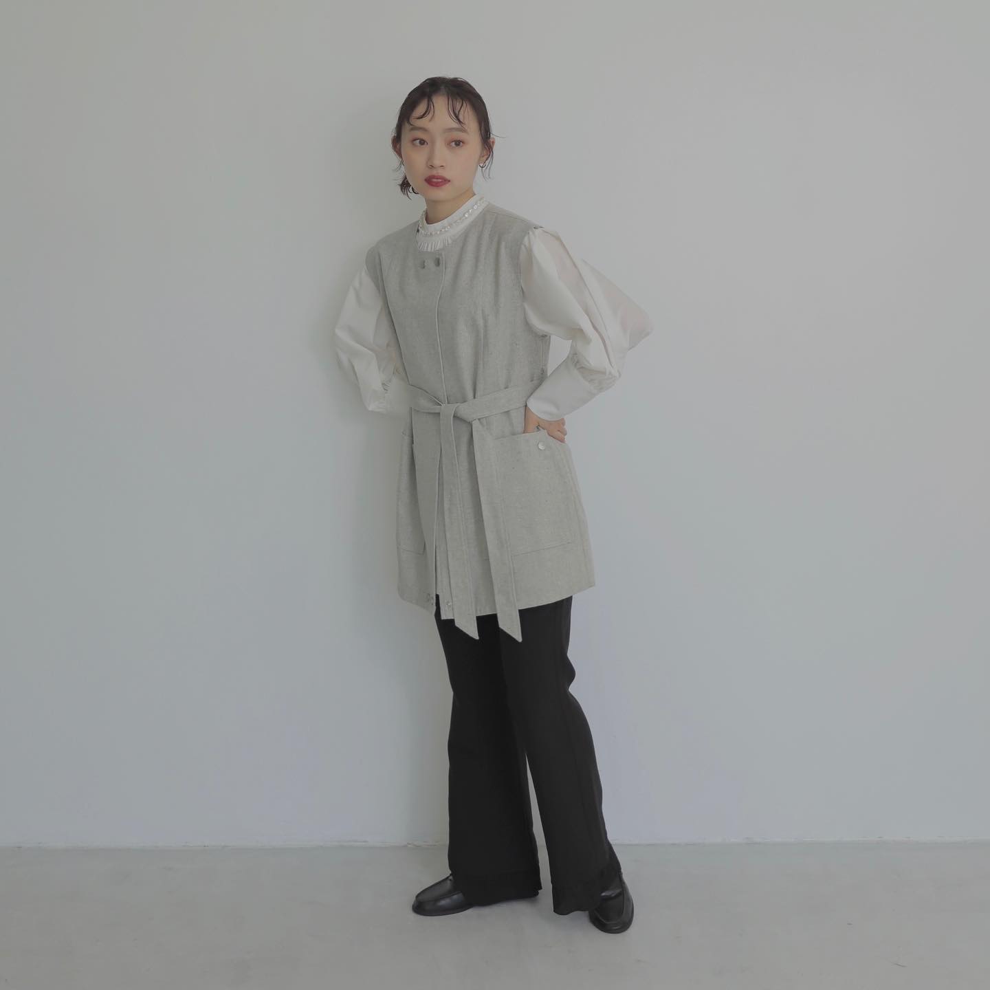 .⁡︎メランジカラーベスト ¥5,390⁡︎裾フリルフレアパンツ ¥5,390⁡︎パールカフスボリュームトップス ¥3,850⁡⁡︎メランジカラーベスト︎裾フリルフレアパンツオンライン近日入荷予定です。⁡お楽しみに...?⁡⁡⁡⁡⁡⁡⁡#ur_melty #urmelty #ユアメルティ #シアートップス #ベスト #ベストコーデ #フレアパンツ #パンツコーデ #フレアパンツコーデ #韓国っぽ #韓国っぽコーデ #韓国ファッション #韓国風 #コリヨジャ #オトジョ #大人女子 #オトジョコーデ #오오티디 #데일리룩 #패션 #패션스타그램 #옷스타그램 #일본패션 #유아멜티 #코디 #코디스타그램