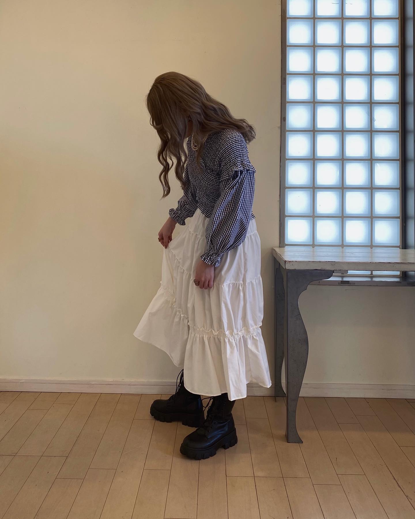 " new item "⁡⁡︎カラーティアードスカート ¥3,850⁡︎クロスシャーリングブラウス ¥4,290⁡⁡カラーティアードスカート本日より順次取り扱い店舗入荷予定です。⁡クロスシャーリングブラウスは店舗、オンライン現在入荷中です。⁡⁡⁡  ⁡⁡ #urmelty #ユアメルティ #スカート #ティアードスカート #カラースカート #デザインスカート #スカートコーデ #カラースカートコーデ #ティアードスカートコーデ #デザインスカートコーデ  #ブラウス #シャーリングブラウス #クロスデザインブラウス #ブラウスコーデ #ホワイトコーデ #ブラックコーデ #ガーリーコーデ #ガーリーアイテム #春アイテム #春コーデ #韓国っぽ #韓国っぽコーデ #韓国ファッション #韓国風 #コリヨジャ #オトジョ #大人女子 #オトジョコーデ